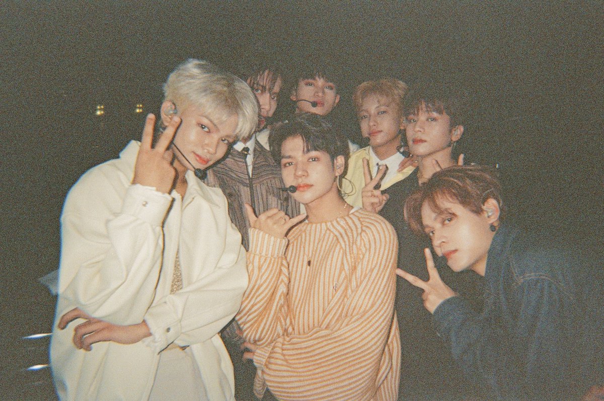 [🐲] two years going but still sailing on with our ANCHORS! we can't wait to see you again. here's the gift i promised you guys btw. love u anchors mwa ⚓️🫶

tinyurl.com/gift4anchors

#HORI7ON #호라이즌 #VINCI #빈치