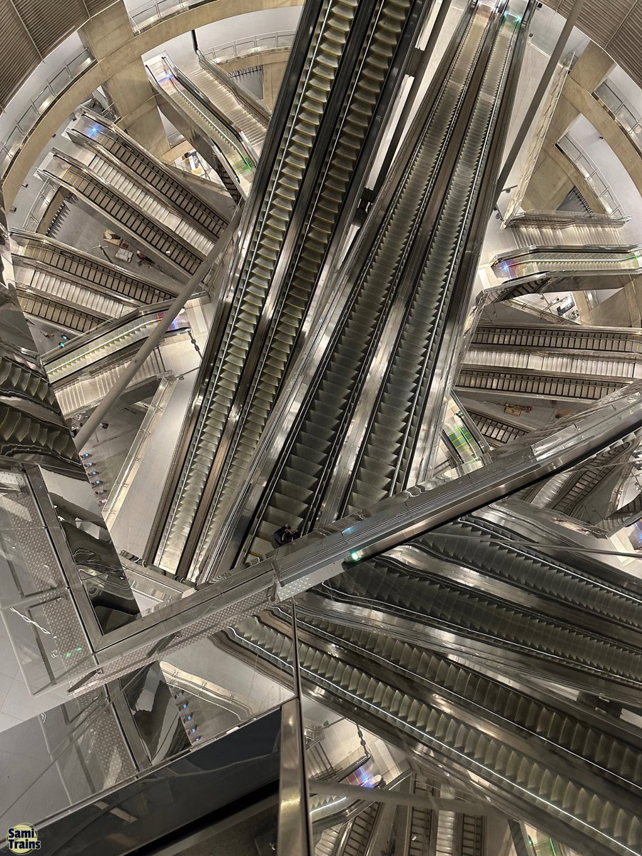 Euro transit & urbanism (@euro_projects) on Twitter photo Planners: How many escalators do you want for your new metro stations?
<a href="/GdParisExpress/">Grand Paris Express</a>: yes Planners: How many escalators do you want for your new metro stations?
<a href="/GdParisExpress/">Grand Paris Express</a>: yes