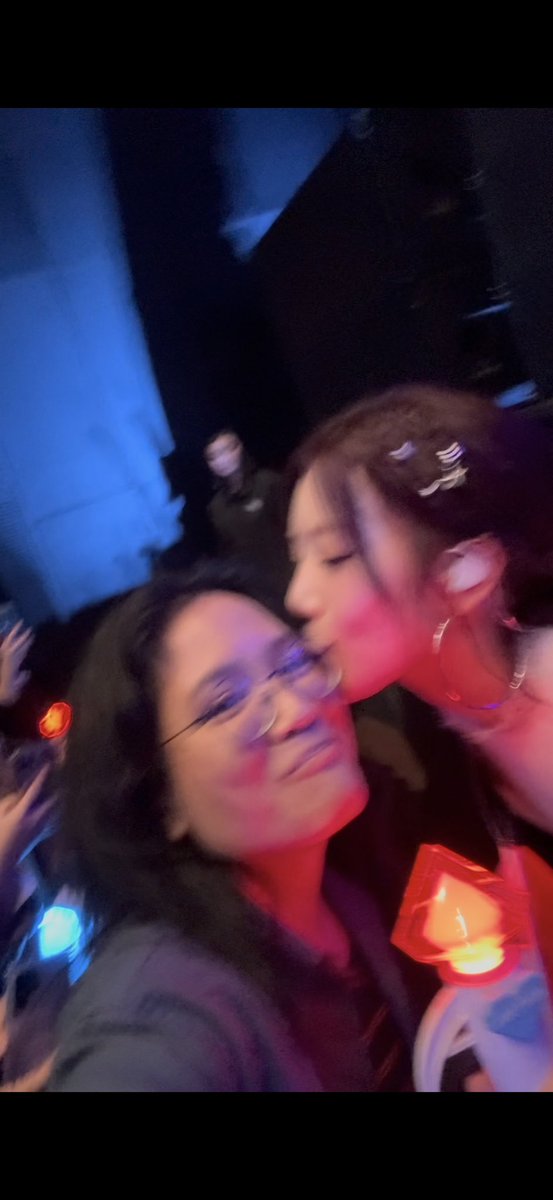 heynowokay's tweet photo. I’m married, Kim Lip, I have a wife 😭 https://t.co/PD4KEFMD9U