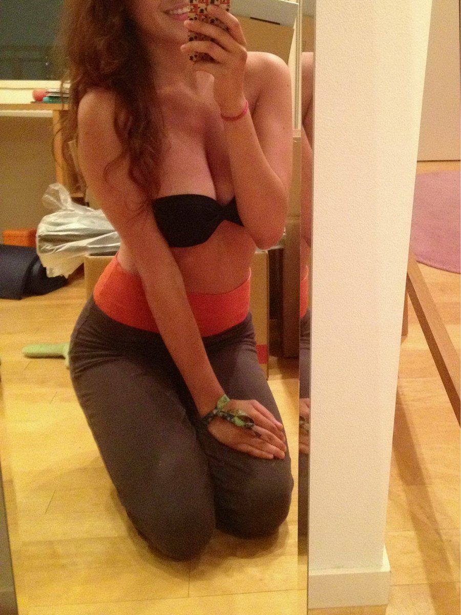 Plan baise en cliquant ici tinyurl.com/5fafx9e5 je vais tellement te surprendre et t'exciter ! 🍆💦