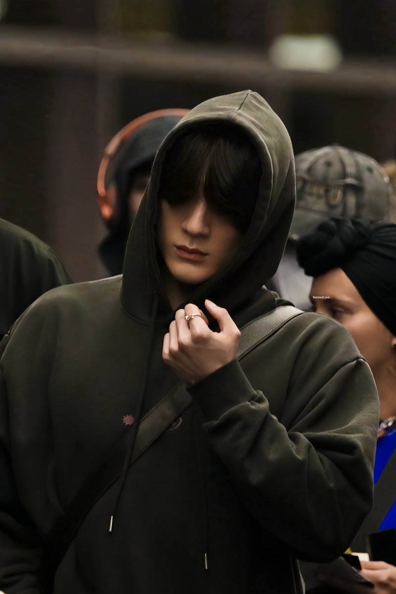 CAKEP BANGET LU JENO,  TAKBIR