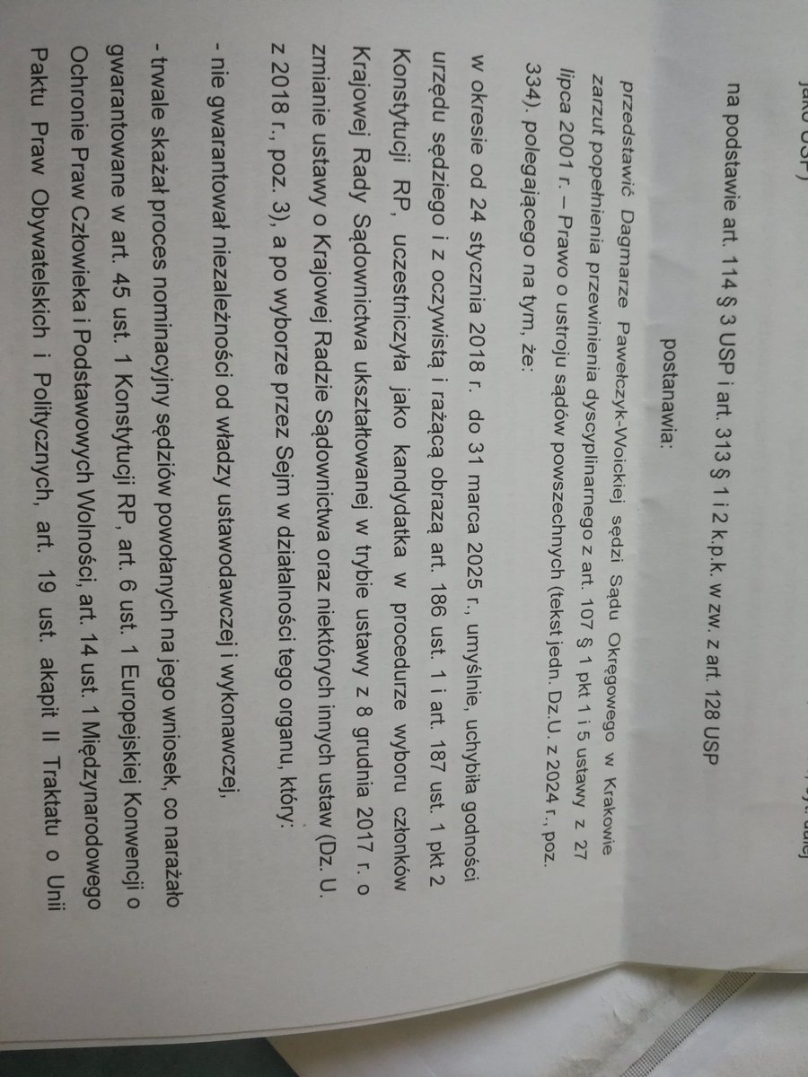DPawelczykW's tweet image. Po 30 latach pracy w sądownictwie - nienagannej- doczekałam się zarzutów dyscyplinarnych jak u Kafki. Doręczono mi ten dokument tuż przed wejściem na salę rozpraw. Jak byście nie wierzyli, to proszę
👇