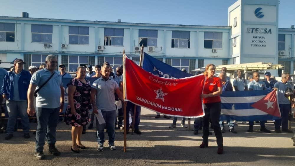 📣 Durante 14 años consecutivos, nuestro colectivo Especializado de la Red de La Habana, ha sido reconocido con la condición de Vanguardia Nacional, este año no ha sido la excepción 🥳🥳.
📌 Gracias por la dedicación y entrega 👏👏.
#EtecsaConCuba 🇨🇺