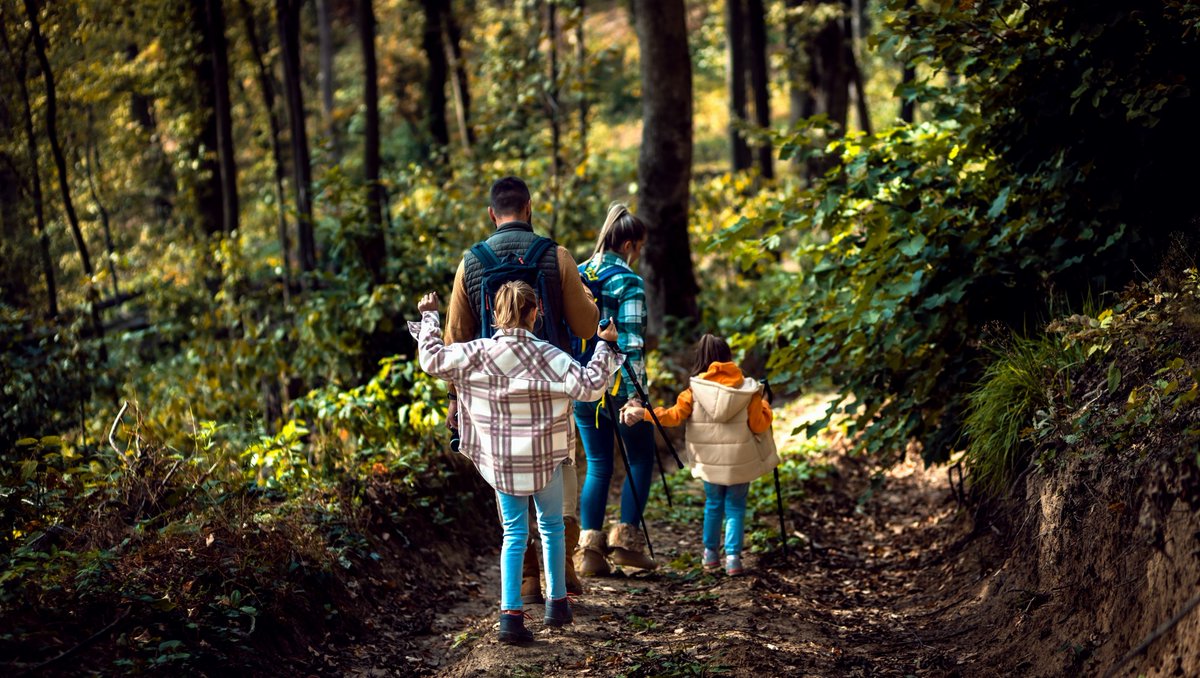 Celebrate Earth Day and the final day of our Easter sale. Show the planet—and yourself—some love.

l8r.it/x4S4