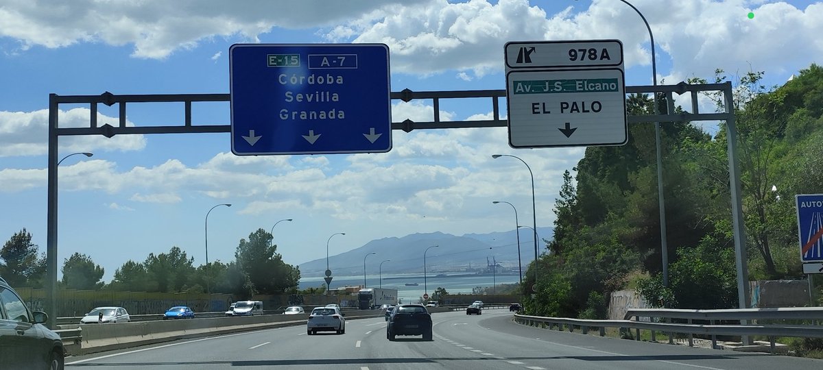 #BonaTarda, #Tuiterlanders!!!
Cuidao que voy, <a href="/CalizDori/">little Woman ۞ ☭</a>, <a href="/anajartita/">💚🕊💚 ۞🎭</a> , <a href="/Zappa_Malaga/">Zappa ۞</a>!!!
😜😜😜
#Malaga, la #Bella.