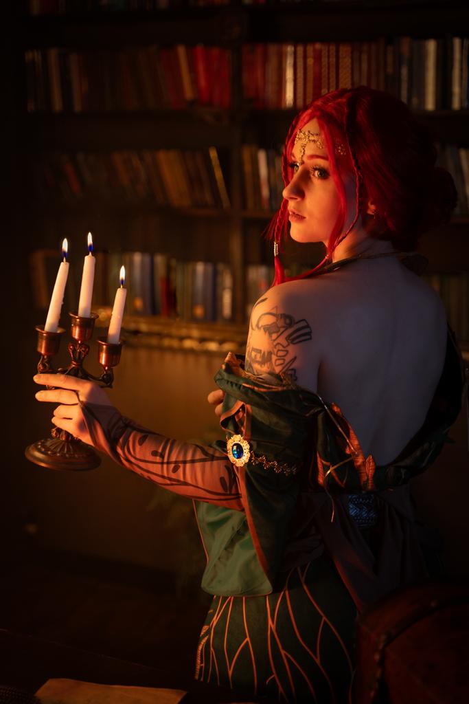 I like to stay up late and then suffer all day drinking coffee. ☕

#witcher3 #witchercosplay #trismerigold #triss #cosplay #game #witcherwildhunt #bloodandvine