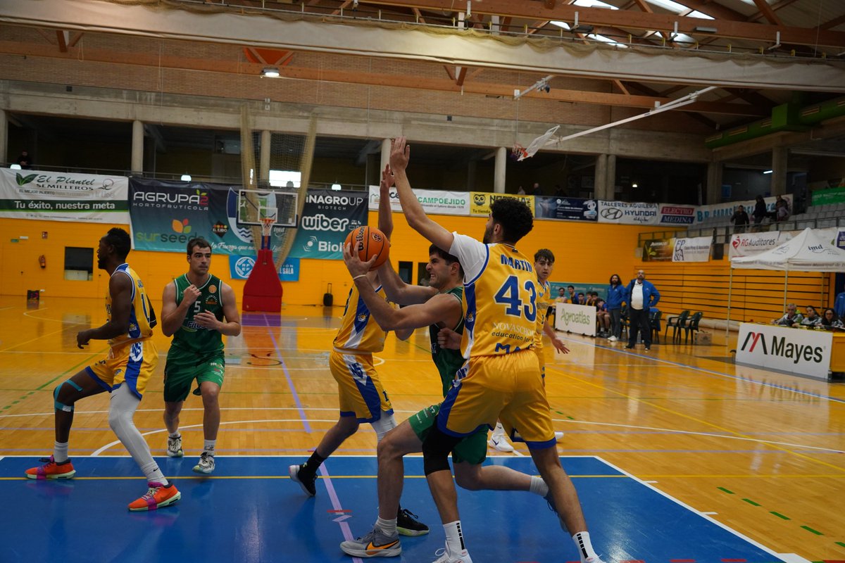 Glorioso sprint final ante Novaschool daría la permanencia a Fitosur Baloncesto Murgi baloncestomurgi.com/web/noticia-69…