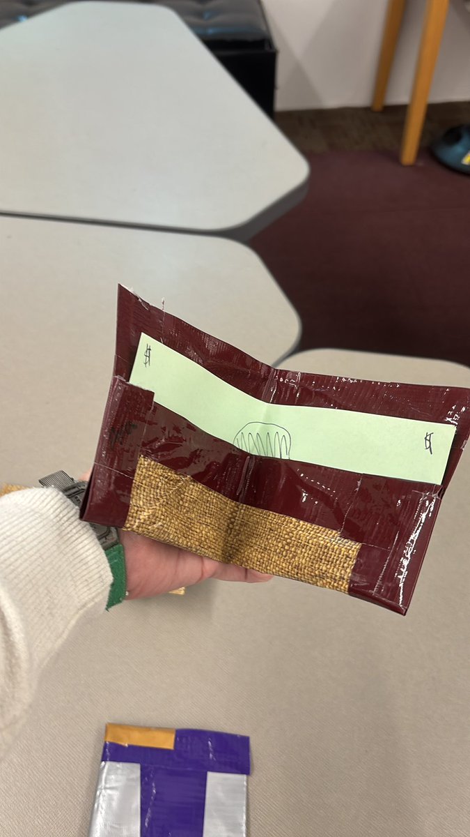 Mrs. Stepowyj tweet media