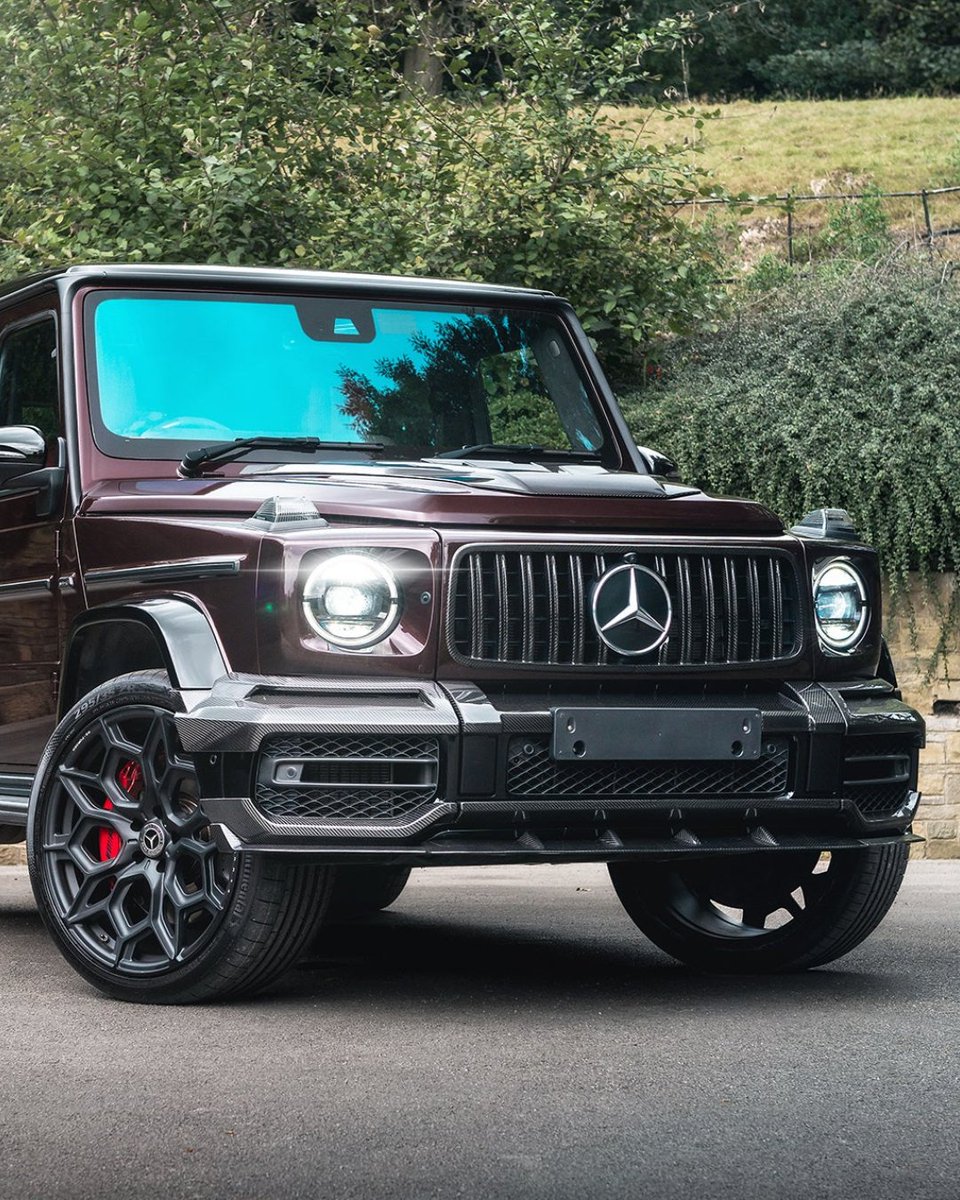 Mercedes G-Wagon (2018–Present) G63 AMG Hammer Edition – Exposed Carbon Body Kit
Price: £10,000 INC.VAT

Vehicle Fitment: Mercedes G-Wagon (2018–Present)

See more: projectkahn.com/collections/g-…

Copyright Design by KAHN®

#MercedesGWagon #G63AMG #G63Mods