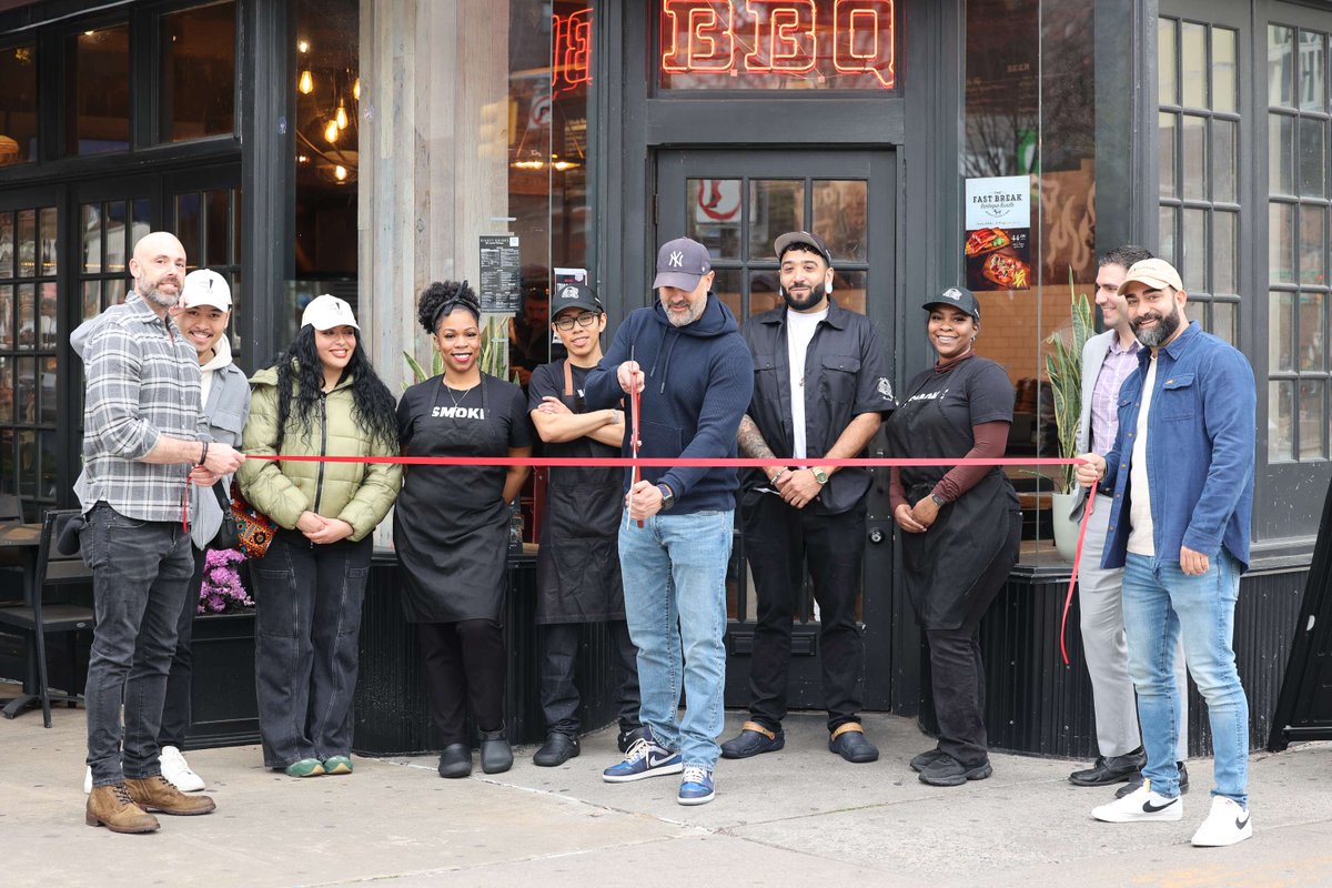 QueensChamber's tweet photo. Congratulations to our friends at @MightyQuinnsBBQ on their grand re-opening! ✨Everybody needs to try their new expanded bar menu, including their spicy cocktails! Shout-out to @thekylestevens for capturing the vibes and writing up the grand opening: https://t.co/Iho07oKbwf https://t.co/RIbT0MYOpt