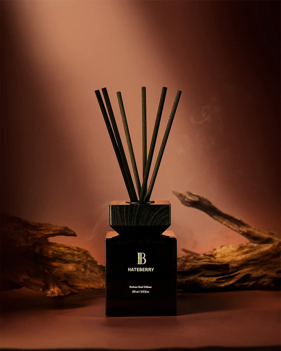 hateberryscent's tweet image. - Feeling of timeless elegance -

Perfume Reed Diffuser กลิ่น Roaring Sandalwood 🪵 
ขนาด 150 มล.

▪️Now available on TikTok &amp;amp; Shopee: Hateberry.Scent
s.shopee.co.th/6pnaNtJ9IB

#RoaringSandalwood #PerfumeReedDiffuser #ก้านไม้หอมปรับอากาศ #Hateberryscent