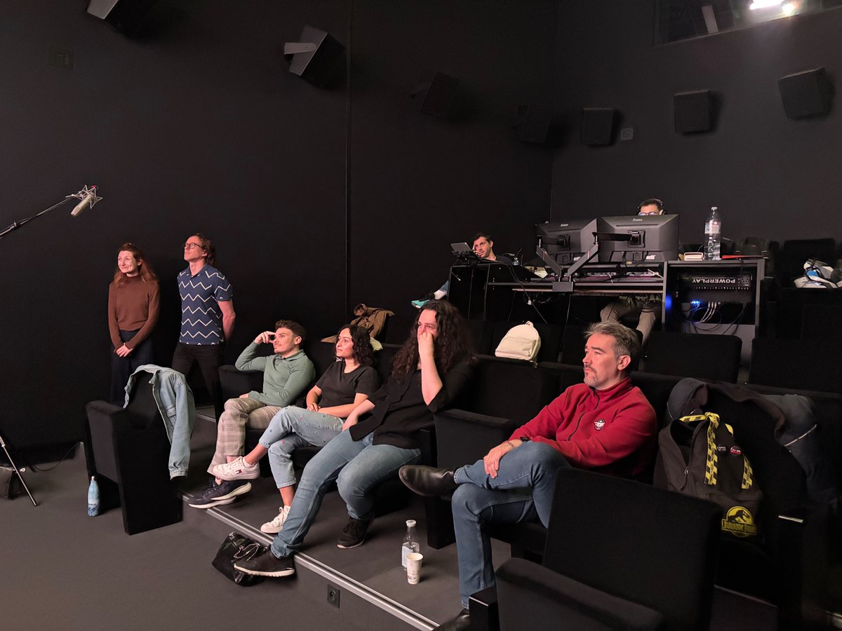 CBastideRouge's tweet photo. Coup d’envoi des formations Dub-School ! L’école de doublage est de retour à Cannes Bastide Rouge🎙️

Aujourd’hui, les intervenants @DonaldReignoux et @JmVaubien étaient présents dans notre auditorium et dans notre régie mixage 7.1. ✨

#dubschool #doublage #cannes #bastiderouge https://t.co/QqzYjonyxT