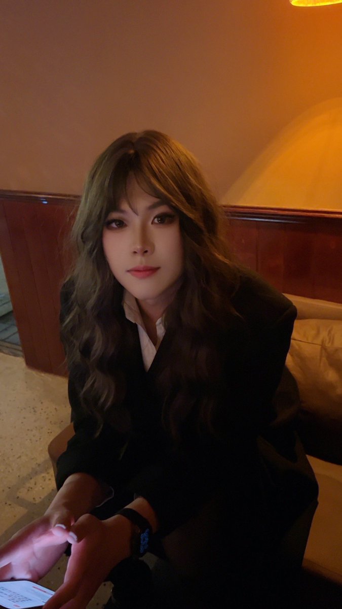 Wknucklessqwq's tweet photo. 谁懂这桶果酒真的很好喝
妆造依旧是由@youzimami 柚子妈咪 https://t.co/cda0ZHq5yq