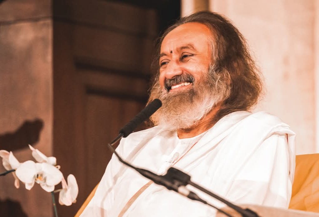 rajesh_kumar61's tweet image. We become unhappy only when we forget how lucky we are! 

@Gurudev