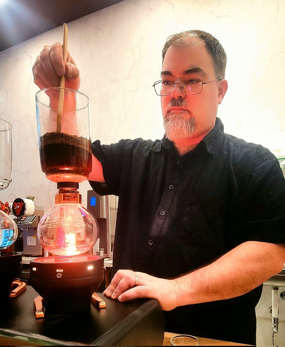 JohnPiquet's tweet image. Don’t leave $50K+ on the table! 

A by-the-cup coffee program boosts guest experience, adds dining theater, increases revenue, and sets your restaurant apart. 

Act now—make coffee your competitive edge! #FineDining #CoffeeProgram @eater @Forbes @MichelinGuideNA