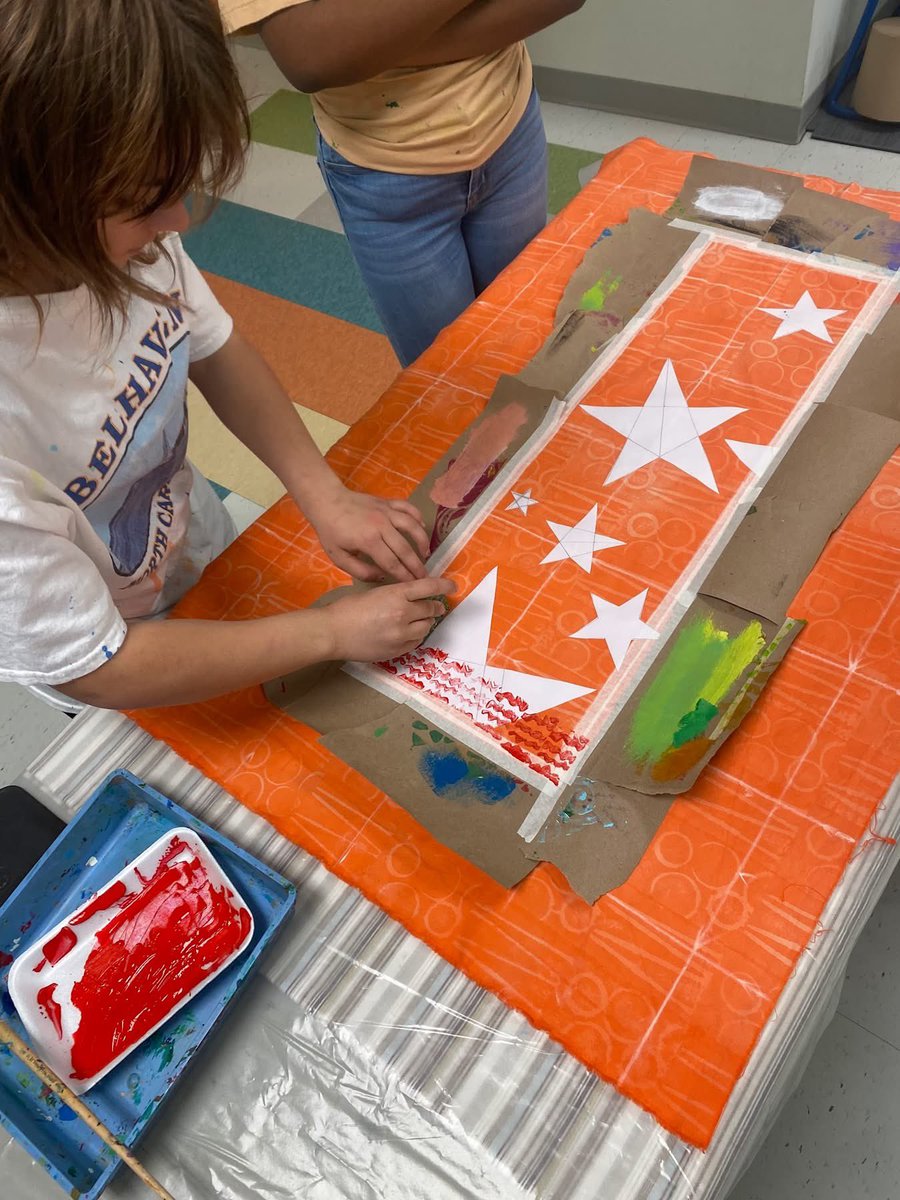 Pine Hollow PTSA (@phmsptsa) on Twitter photo We’re excited to
Welcome Artist in Residence Leni Newell to Pine Hollow! Leni is working with students to create colorful banners for our front hallway that celebrate who we are as Pilots. Can’t wait to see these student- made works brighten up our school! 🎨✈️<a href="/PineHollowMS/">Pine Hollow Middle School</a> We’re excited to
Welcome Artist in Residence Leni Newell to Pine Hollow! Leni is working with students to create colorful banners for our front hallway that celebrate who we are as Pilots. Can’t wait to see these student- made works brighten up our school! 🎨✈️<a href="/PineHollowMS/">Pine Hollow Middle School</a>