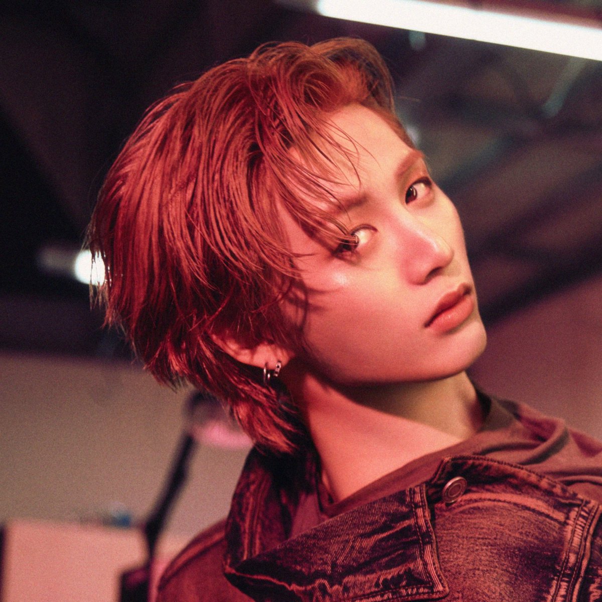 6ftsan's tweet image. WHY..                              No Genre