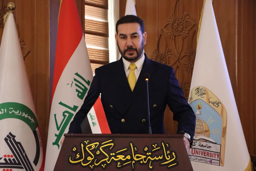 بمشاركة بحوث اكاديمية دولية
جامعة كركوك تطلق مؤتمرها الفكري الثاني حول ظاهرة التطرف وسبل معالجتها 

بحضور رئيس جامعة كركوك الأستاذ الدكتور عمران جمال حسن، نظمت الجامعة بالتعاون مع هيئة الحشد الشعبي مؤتمرها الفكري الثاني لدراسة ظاهرة التطرف وسبل معالجتها بمشاركة علماء الدين