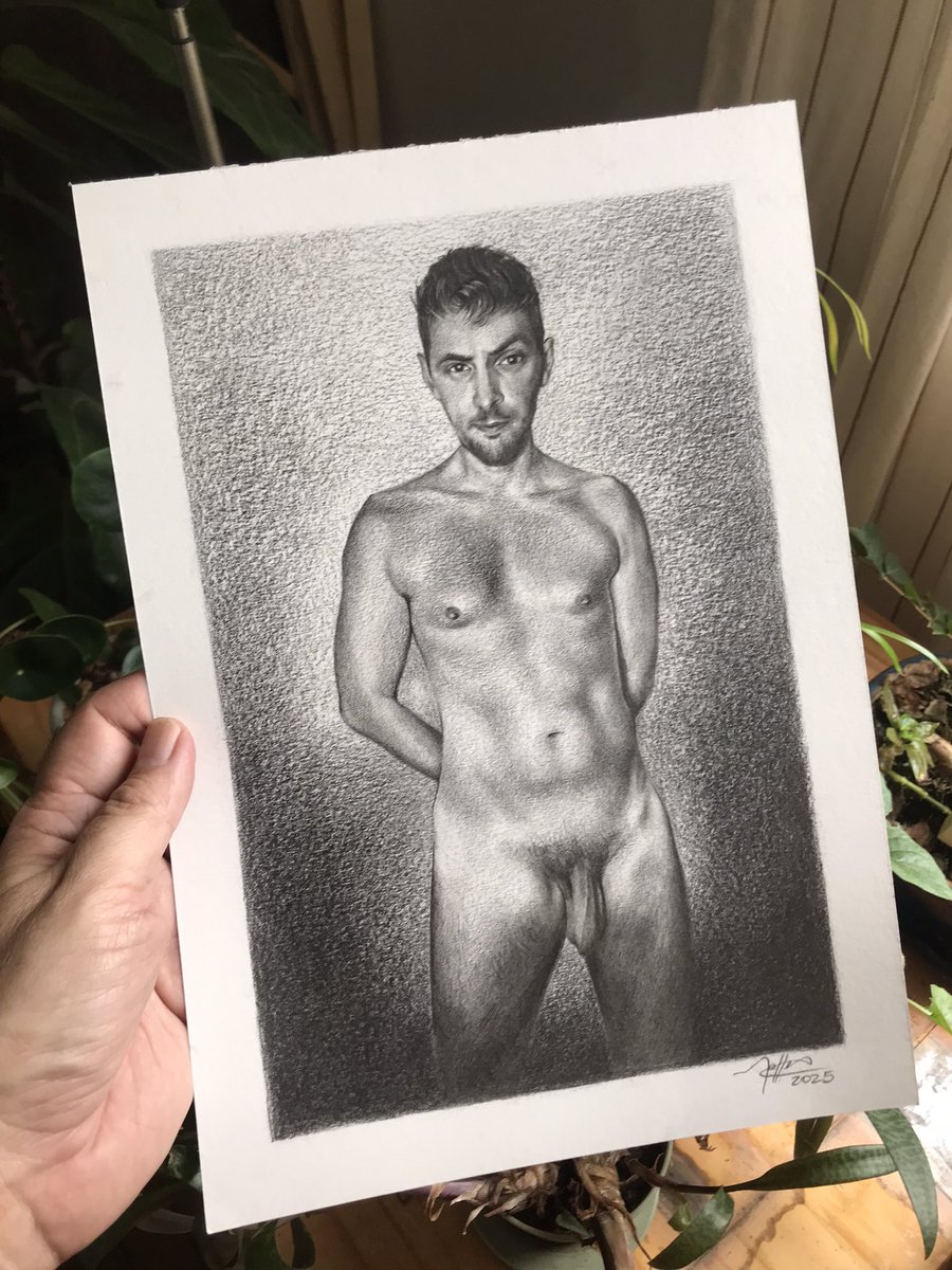 Graphite pencil on paper, 21cm x 29cm.