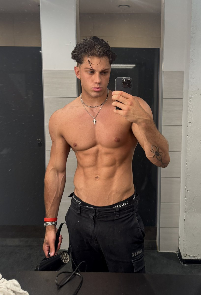 Alphanos (@alphaivanos) on Twitter photo Get back to sending pigs🤑💰 
Paypal and throne in bio. 
#alphasandfags #findom #master Get back to sending pigs🤑💰 
Paypal and throne in bio. 
#alphasandfags #findom #master