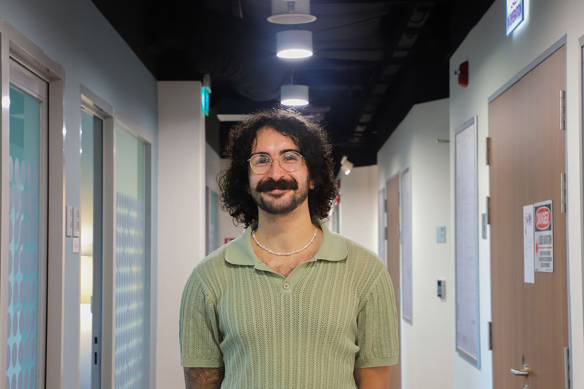 Final-year CQT PhD student Enrique Cervero recently capped an internship at JPMorgan Chase by co-authoring a paper in Nature. 
💬 We catch up with him about his experience, and what he is working on next: buff.ly/wOUWY51
📄 The paper: buff.ly/F5SuHM9