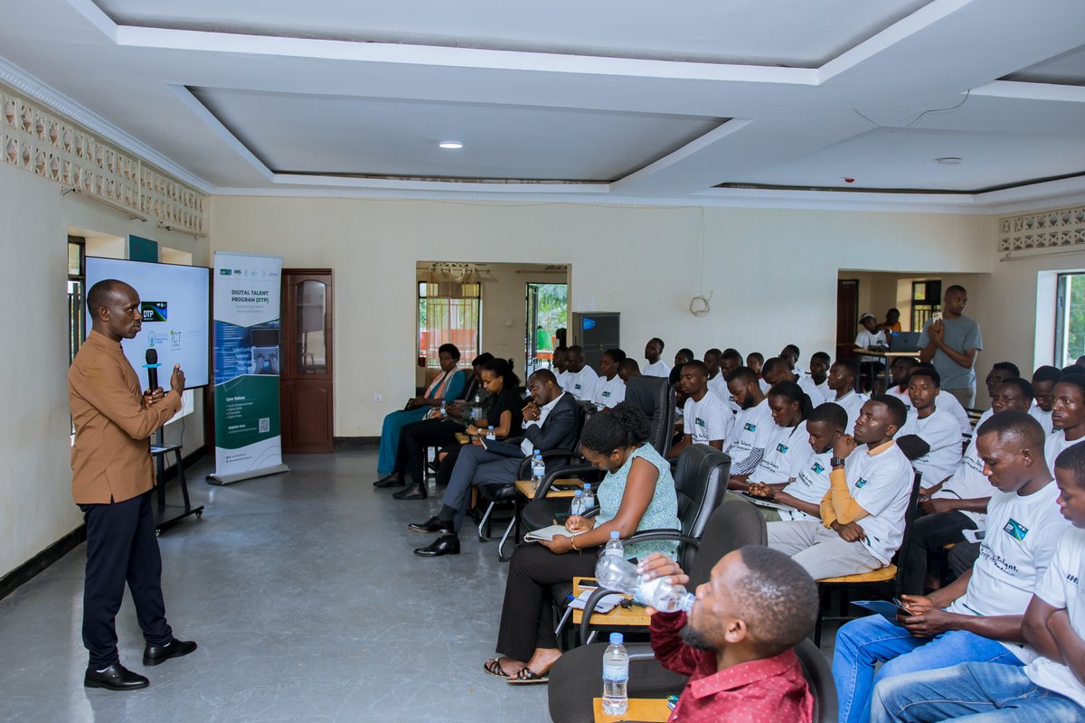 rwictchamber's tweet image. As part of the #DigitalTalentProgram countrywide awareness, Nyagatare #DTP Learning Center was activated in partnership with @NyagatareDistr, @IHSTowers, @RwandaICT, @RwandaYouthArts
and @rwictchamber.

This activation event marks a continued #public-#private commitment of…