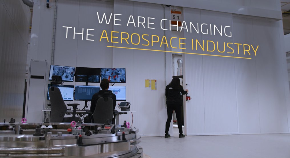 Join us in celebrating #EarthDay2025!  <a href="/GKNAero/">GKN Aerospace</a>, we’re investing in sustainable aviation technologies like additive fabrication, electrification, lightweight composites, and hydrogen propulsion. Our SBTi-validated targets solidify our commitment to decarbonisation. #GKNAerospace