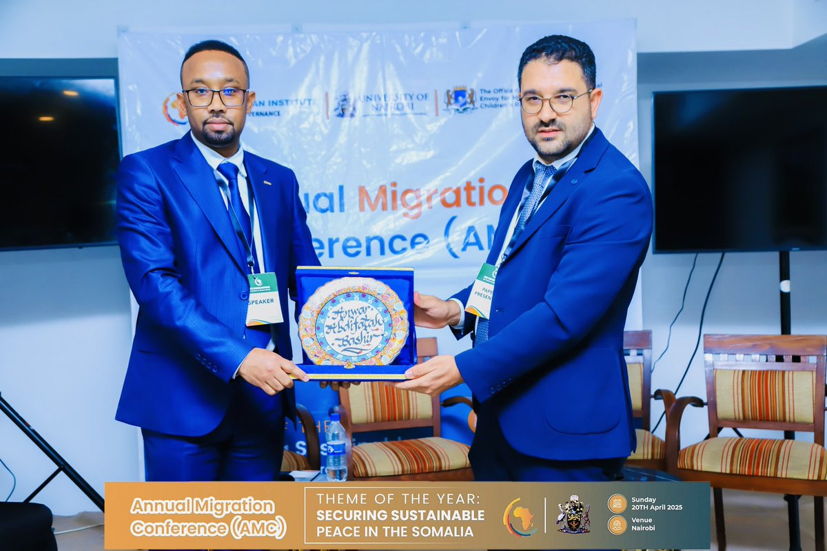 Anwar Abdifatah Bashir (@anwaryare1000) on Twitter photo My friend <a href="/Saimcelikafrica/">Saim Çelik</a> who is a lecturer at <a href="/iuiuac/">Islamic University In Uganda</a> brought me this decorative plate as a gift all the way from #Uganda during our recently concluded Annual Migration Conference held on 20th in #Nairobi, co-hosted by <a href="/MariamYassinHY/">Special Presidential Envoy (SPE) 🇸🇴</a>
<a href="/ddis_uon/">Dept' of Diplomacy and International Studies</a>
<a href="/GaradSadam/">Sadam Garad </a>
<a href="/EAInstitute_/">East African Institute for Peace and Governance</a> My friend <a href="/Saimcelikafrica/">Saim Çelik</a> who is a lecturer at <a href="/iuiuac/">Islamic University In Uganda</a> brought me this decorative plate as a gift all the way from #Uganda during our recently concluded Annual Migration Conference held on 20th in #Nairobi, co-hosted by <a href="/MariamYassinHY/">Special Presidential Envoy (SPE) 🇸🇴</a>
<a href="/ddis_uon/">Dept' of Diplomacy and International Studies</a>
<a href="/GaradSadam/">Sadam Garad </a>
<a href="/EAInstitute_/">East African Institute for Peace and Governance</a>