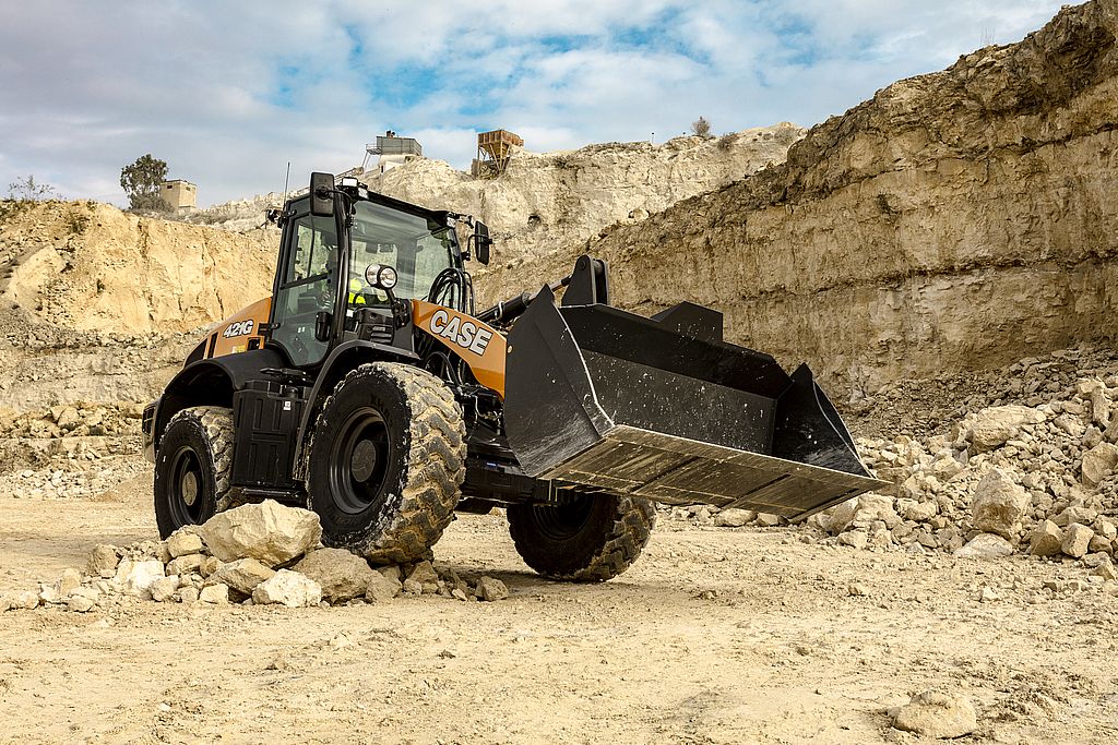 SaMoTer (@samoterverona) on Twitter photo .<a href="/CaseCE_EU/">CASE Europe</a> introduces the new 421G wheel loader, bridging the gap between compact and mid-size wheel loaders. Designed for versatility, it combines impressive lifting capacity and smooth performance with a powerful engine that optimizes fuel consumption and emissions. .<a href="/CaseCE_EU/">CASE Europe</a> introduces the new 421G wheel loader, bridging the gap between compact and mid-size wheel loaders. Designed for versatility, it combines impressive lifting capacity and smooth performance with a powerful engine that optimizes fuel consumption and emissions.