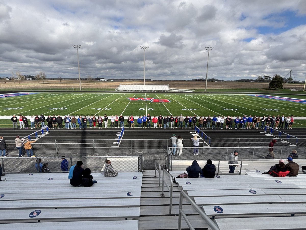 News: Varsity Track team celebrates Senior Night elweb.app/smcemvu