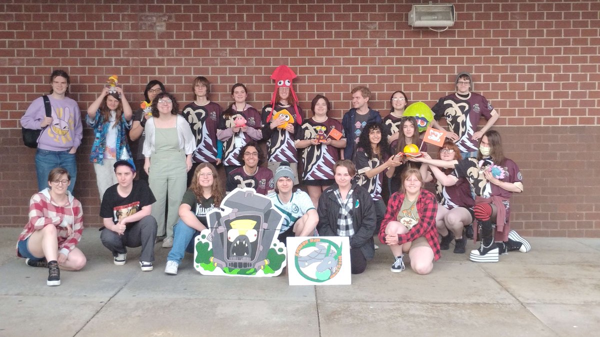 KutztownEsports's tweet image. KU Splatoon Esports traveled to Slippery Rock last weekend to play in Scrapper Scramble! KU Gold earned first place, with Maw and Order not far behind in second. 

Thank you @SlipRockEsports for inviting us to this wonderful event!