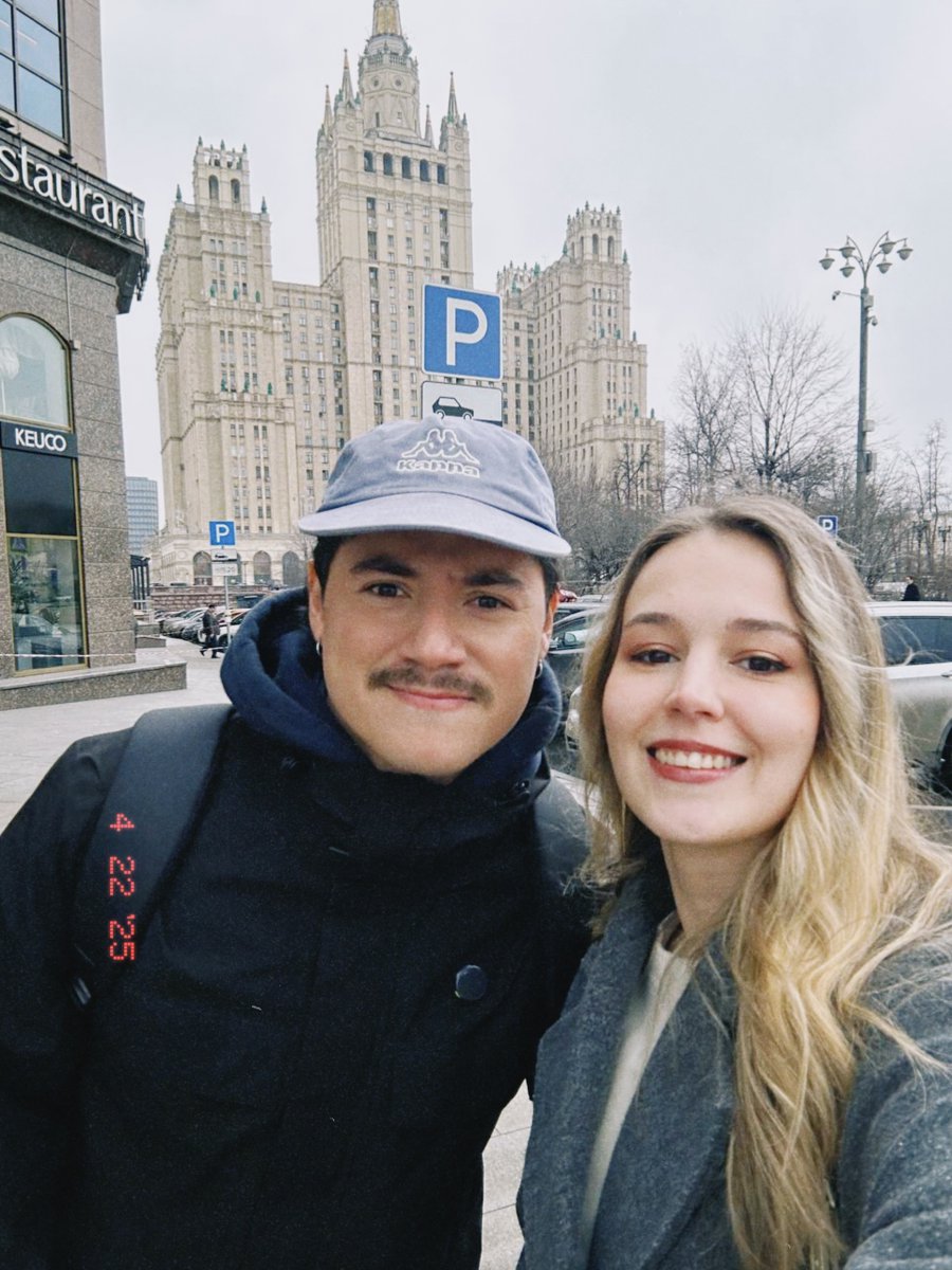 🚨 Familia, quienes me siguen por Youtube pueden desde hoy disfrutar  del primer capitulo de la Serie de Rusia 🇷🇺 

He leído algunos comentarios ya donde afirman que estoy a favor del conflicto; eso es falso. 

Ojalá les guste: youtube.com/watch?v=9DGim9…