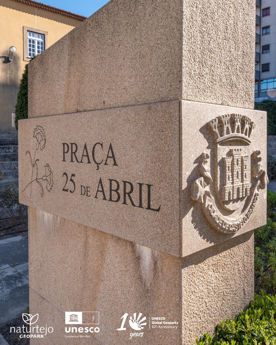 April 25th is a #NationalDay in Portugal known as the Carnation Revolution or as we call it the #FreedomDay. This day represents a milestone in the country's history and in Portuguese people’s lives since 1974.
#geoparknaturtejo #25Abril 
#UNESCOGeoparks
#10YearsGeoparks