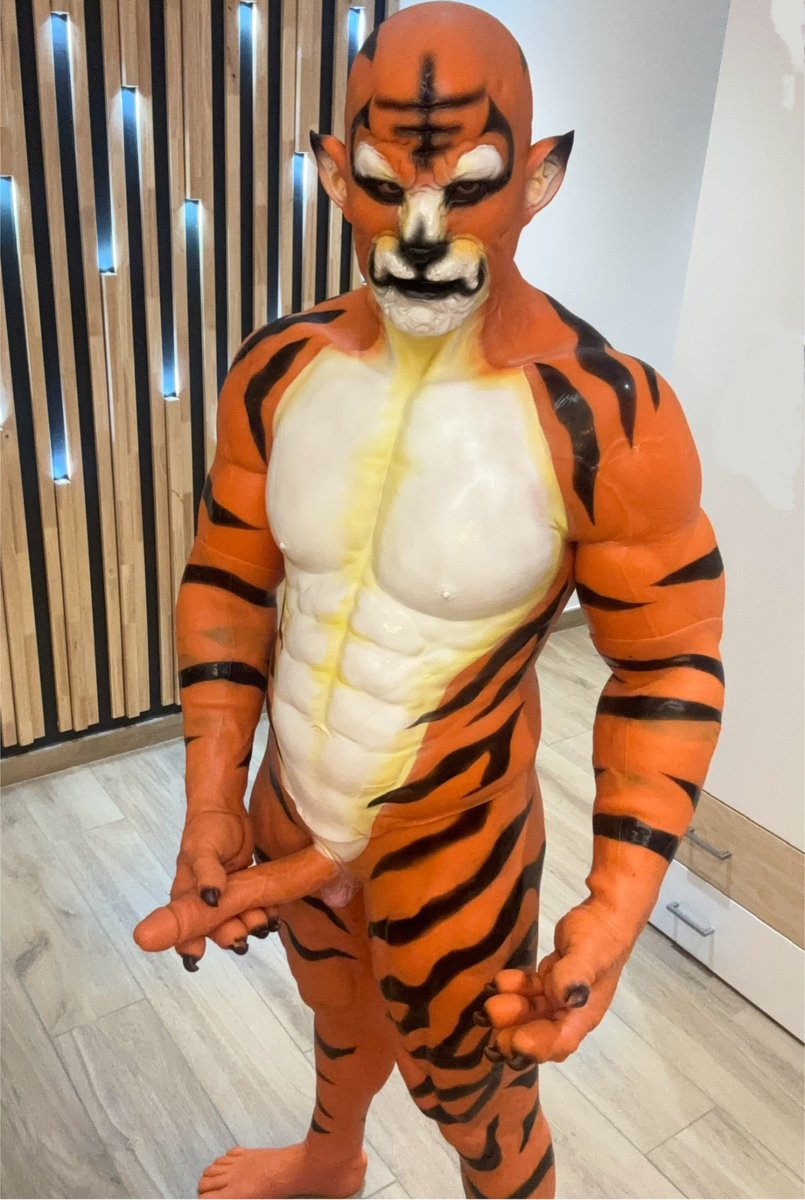 I told you to be good, now come for the punishment

<a href="/Smitizen/">SMITIZEN</a> #smitizen #transformation #tiger #tigre #mask #siliconemask #beast #fetish