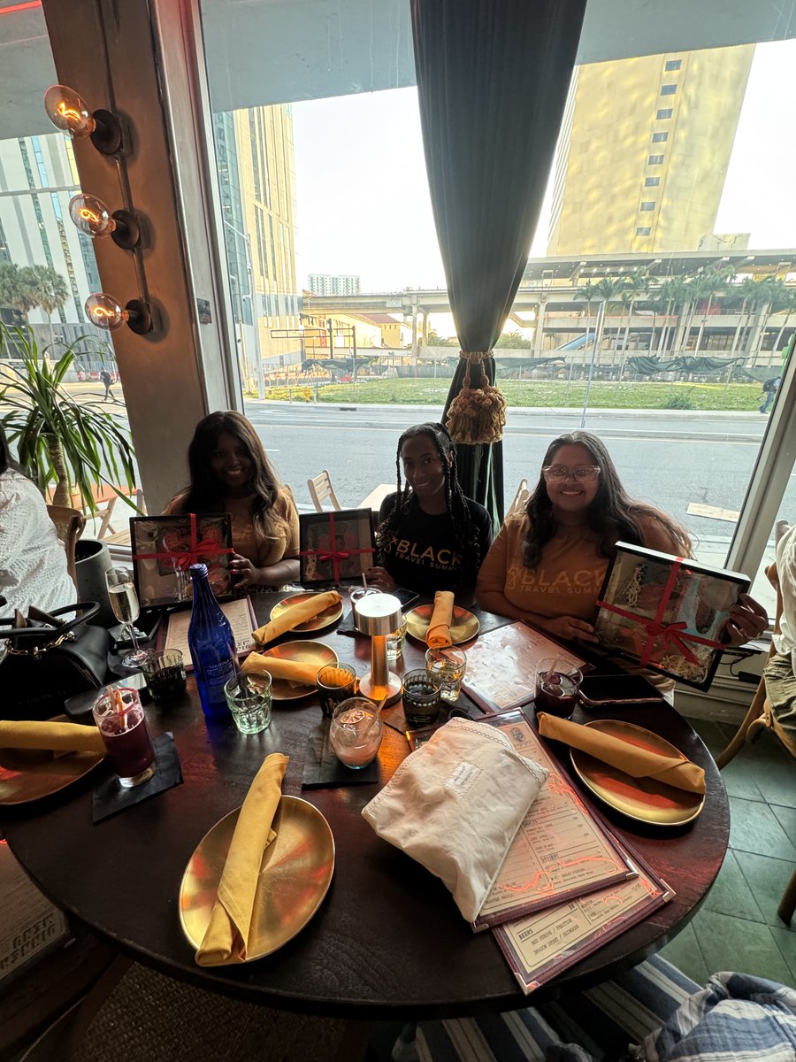 promtur_panama's tweet image. We've recently strengthened ties with key platforms such as @BlkTravelSummit, @TheBlackTravelA, and Soul Travel Inc. 🤝
This initiative highlights Panama as a destination that celebrates #diversity and its rich Afro-descendant heritage.
#VisitPanama