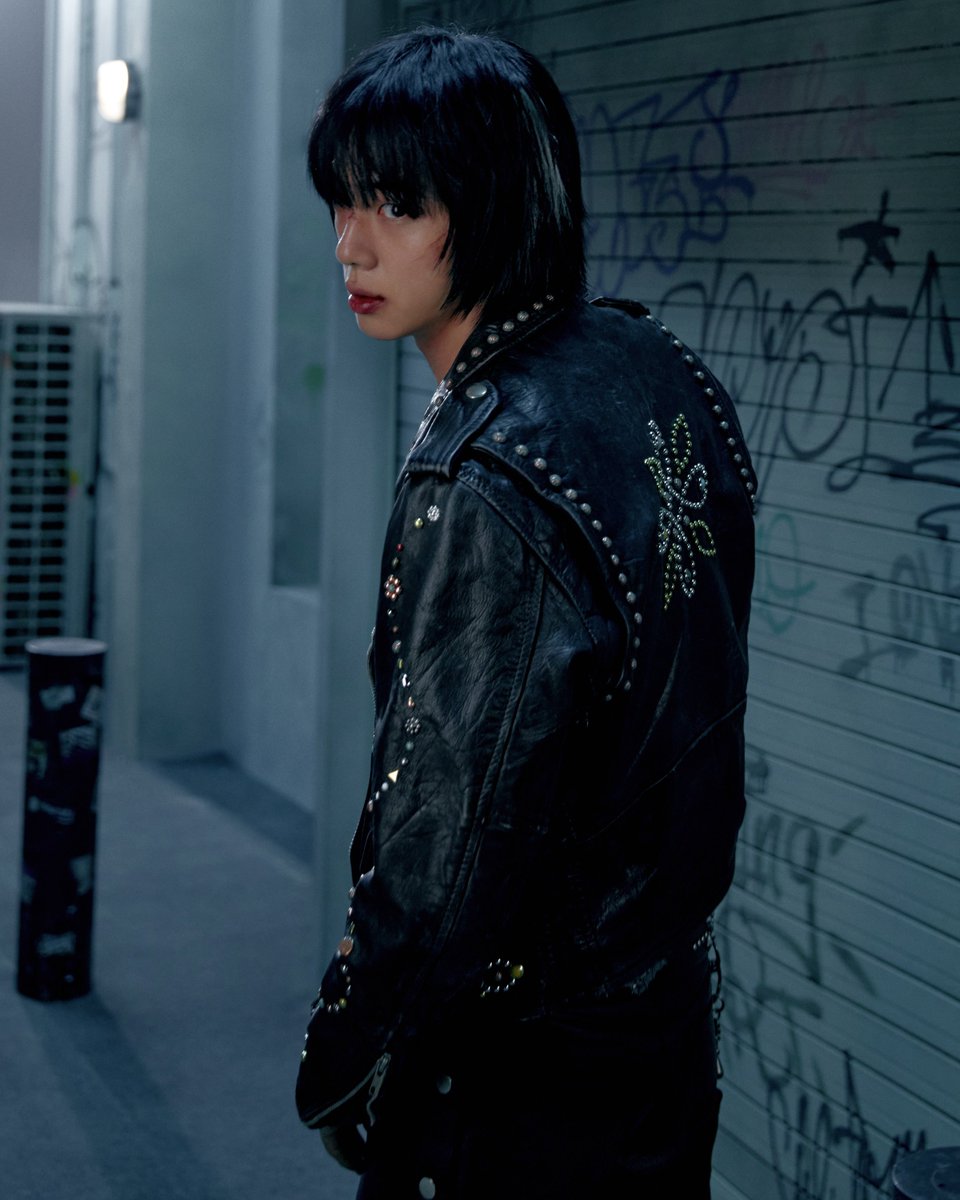 seokjinfile's tweet image. THIS IS CRAZY