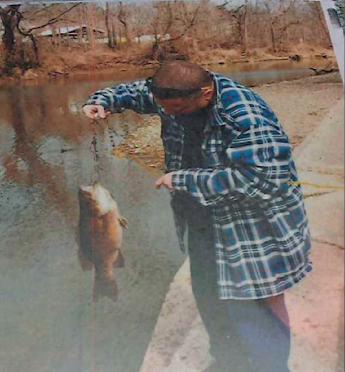 TrueCrimeKeith's tweet image. “Rick going out to the first platform to watch for fish is such bullshit”

#Delphi
#RichardAllen