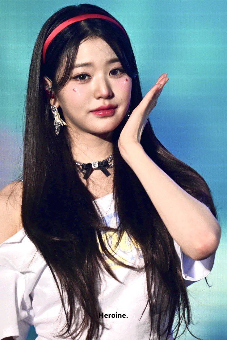 𝟮𝟱𝟬𝟰𝟮𝟮 𝗣𝗿𝗲𝘃𝗶𝗲𝘄

🩷 공주님 

#장원영 #JANGWONYOUNG
#아이브 #IVE