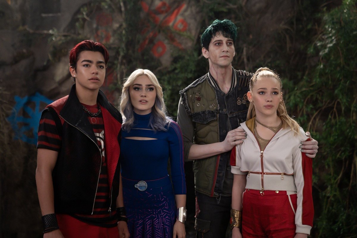 Malachi Barton, Meg Donnelly, Milo Manheim and Freya Skye on #ZOMBIES4: Dawn of the Vampires.

The Disney Channel Original Movie premieres July 10th and Next Day on Disney+.