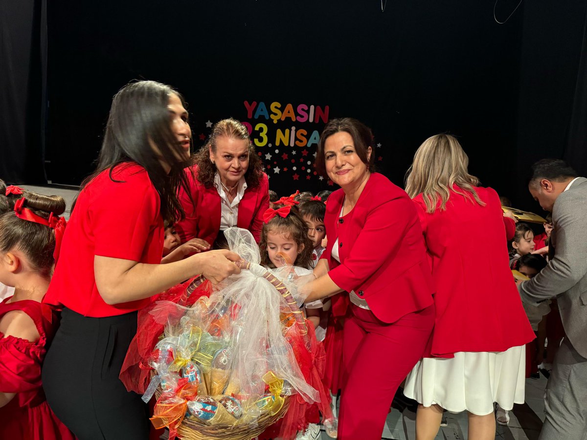Yaşasın 23 Nisan! 🇹🇷

Hilal Işık Aşrak Kreş ve Gündüz Bakımevimizde eğitim gören öğrencilerimizin, 23 Nisan Ulusal Egemenlik ve Çocuk Bayramı kapsamında hazırladığı kutlama programı izleyenlerin büyük beğenisini kazandı.