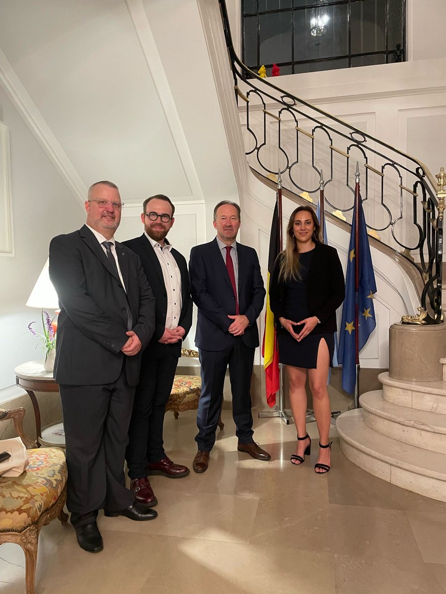 👏 Felicitamos a LaCAR MDx Technologies por el exitoso evento en Buenos Aires sobre Tamizaje Neonatal. Orgullosos de apoyar la innovación belga en LATAM.
<a href="/AWEXAmericas/">AWEX AMERIQUES</a> <a href="/KarelleLambert/">Lambert Karelle</a> <a href="/BEembassyBogota/">Bélgica en Colombia 🇧🇪🤝🇨🇴 Belgium in Colombia</a> <a href="/Lacar_Mdx/">LaCAR MDX Technology</a>
#BélgicaEnLATAM #TamizajeNeonatal