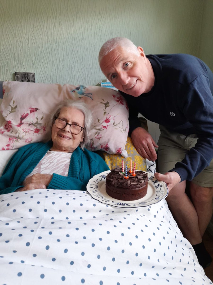 palestrina tweet media