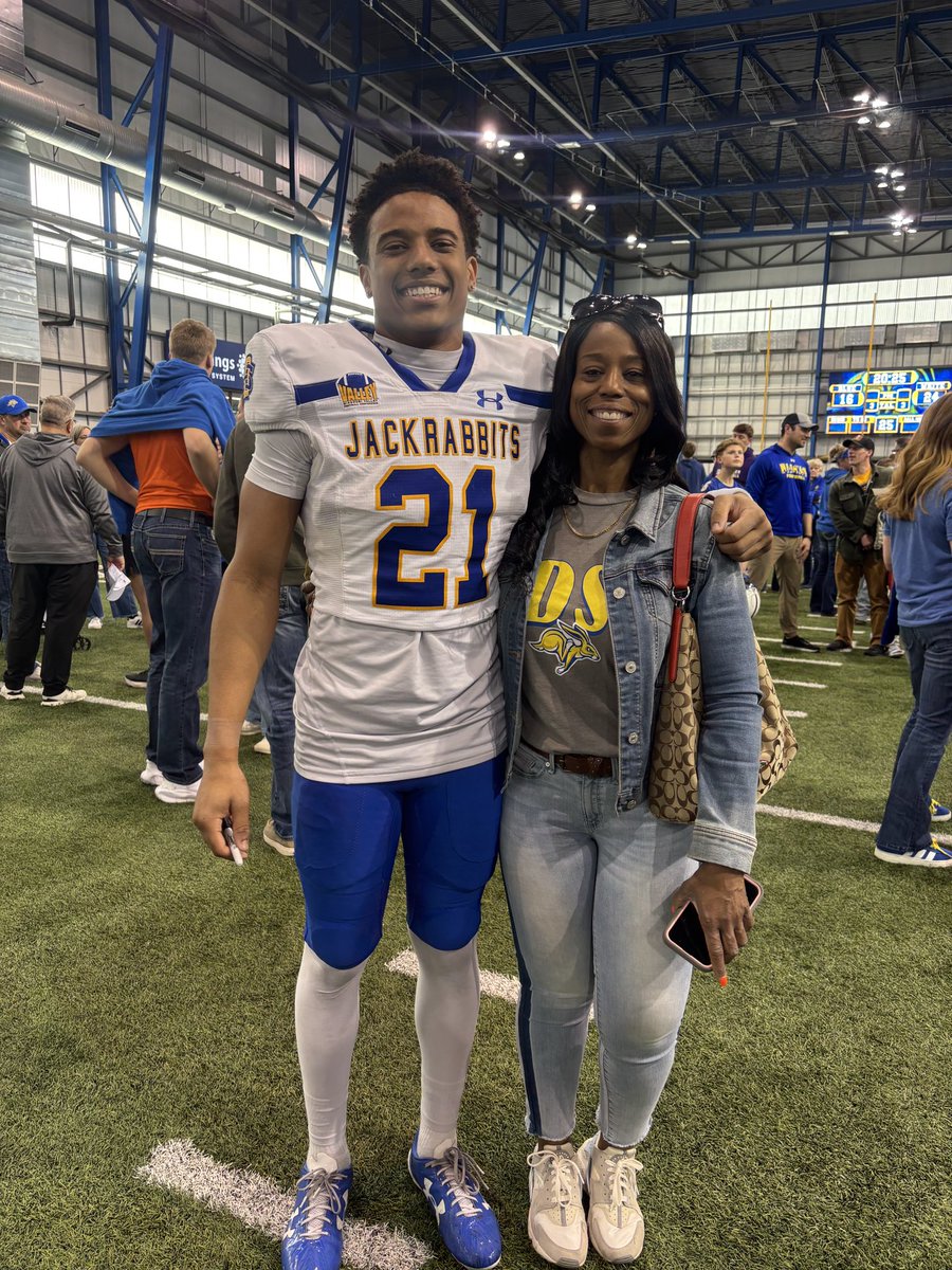 Myles__14's tweet image. Spring ✅
GET YOUR GEAR NOW!

jackednilfootball2025.itemorder.com/shop/home/