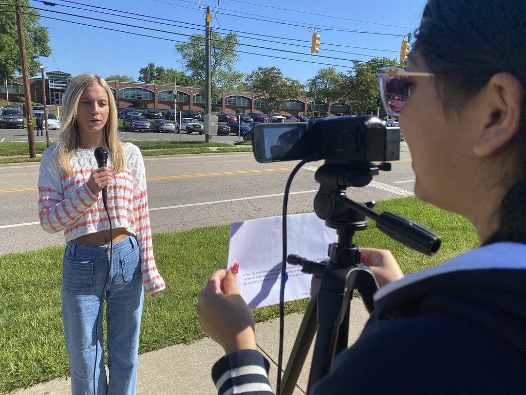 MCHSDurhamTech's tweet image. The journalism class is producing the next MC360 webcast. Our top story is the school&apos;s transformation to a health science early college.