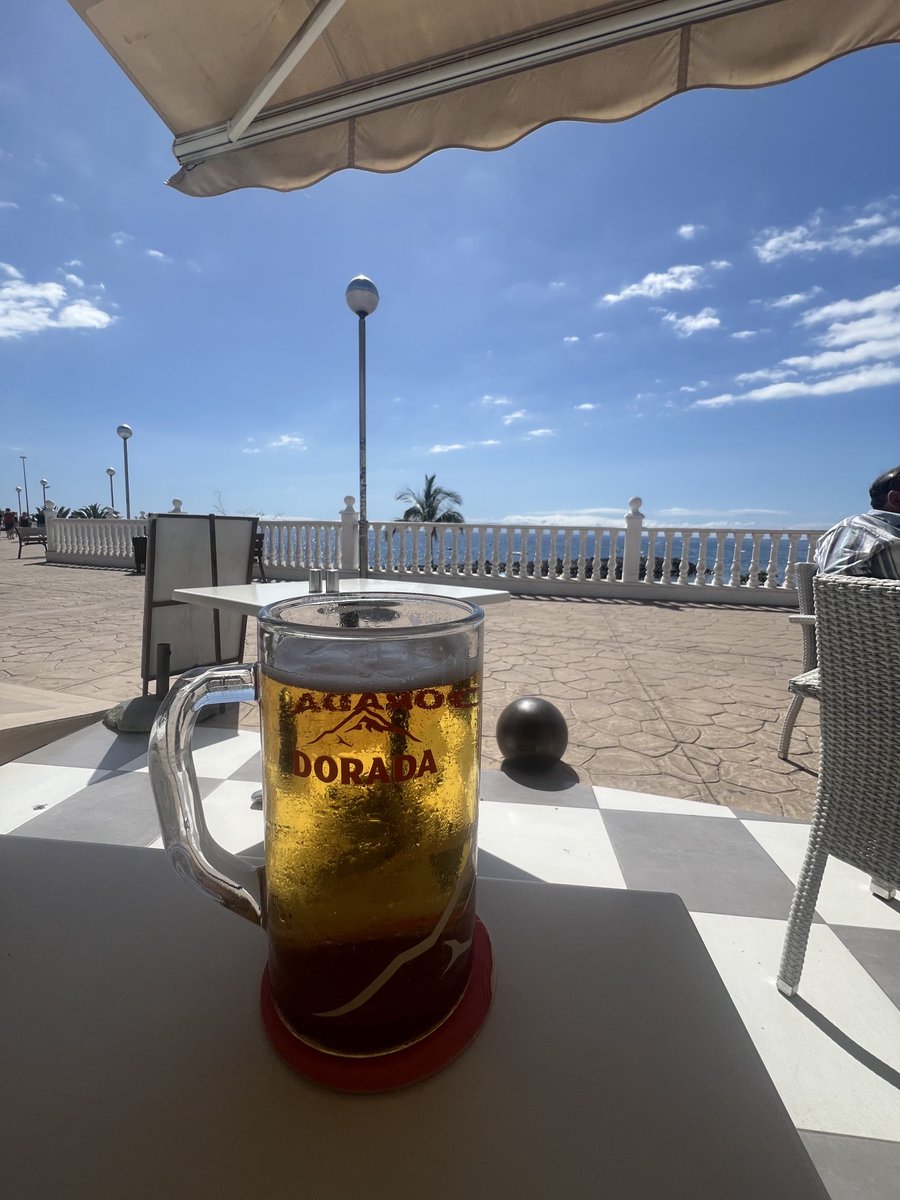 pintswithaview's tweet photo. €2 a pint of Dorada, Tenerife not a bad Tuesday! https://t.co/2Tctr5ShAd