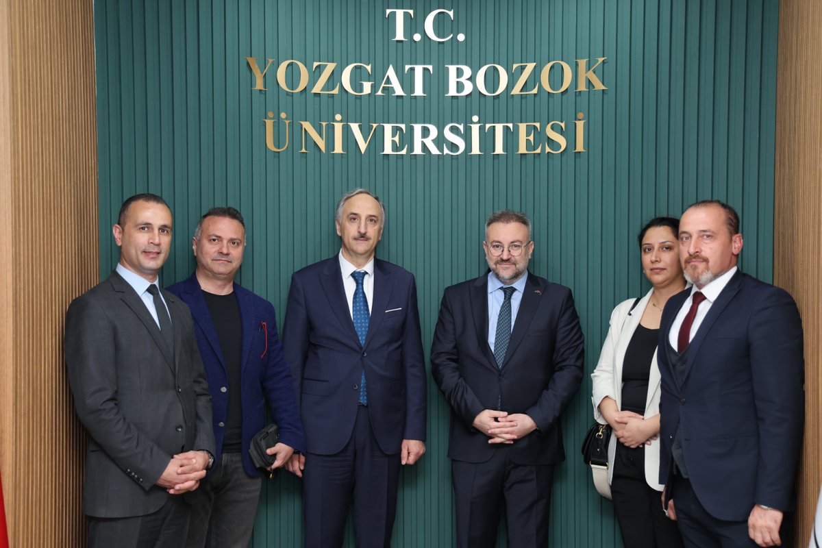 Çölleşme ve Erozyonla Mücadele Genel Müdürlüğü (@cemgovtr) on Twitter photo İklim Değişikliğine Uyum İçin Karbon Yutakları Çalıştayı kapsamında Yozgat’a giden Genel Müdürümüz (<a href="/YENIGUNKASIM/">Prof. Dr. KASIM YENIGUN</a>), Yozgat Valisi Mehmet Ali Özkan’ı (<a href="/MehmetozkanVali/">Mehmet Ali ÖZKAN</a>) ve Yozgat Bozok Üniversitesi Rektörü Prof. Dr. Evren Yaşar’ı (<a href="/DrEvrenYasar/">Evren Yaşar</a>) ziyaret etti.
<a href="/csbgovtr/">T.C. Çevre, Şehircilik ve İklim Dğş. Bakanlığı</a> İklim Değişikliğine Uyum İçin Karbon Yutakları Çalıştayı kapsamında Yozgat’a giden Genel Müdürümüz (<a href="/YENIGUNKASIM/">Prof. Dr. KASIM YENIGUN</a>), Yozgat Valisi Mehmet Ali Özkan’ı (<a href="/MehmetozkanVali/">Mehmet Ali ÖZKAN</a>) ve Yozgat Bozok Üniversitesi Rektörü Prof. Dr. Evren Yaşar’ı (<a href="/DrEvrenYasar/">Evren Yaşar</a>) ziyaret etti.
<a href="/csbgovtr/">T.C. Çevre, Şehircilik ve İklim Dğş. Bakanlığı</a>
