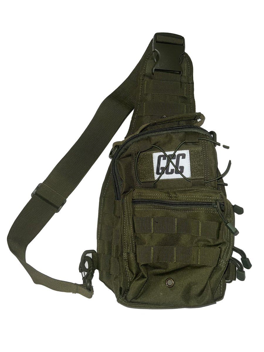 GoldxCoast's tweet image. #HappyEarthDay we’ve got some Earth-toned gear dropping today. Looted Vuitton “Sprouse” Sweatsuit & GCG Field Bags in 3 colors.