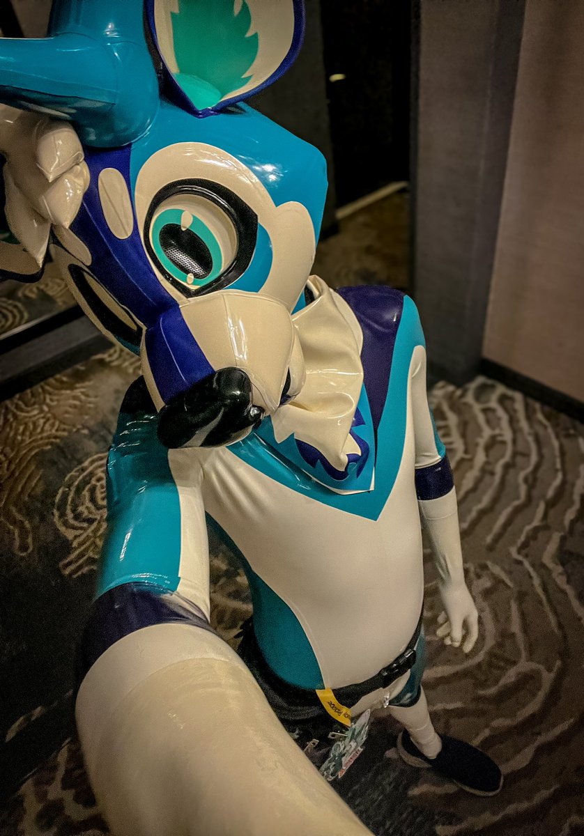 I am shiny deerbbbb! 🥰
.
.
Hood made by <a href="/karinKariwanz/">Karin / Kariwanz カリン / カリわんズ</a>