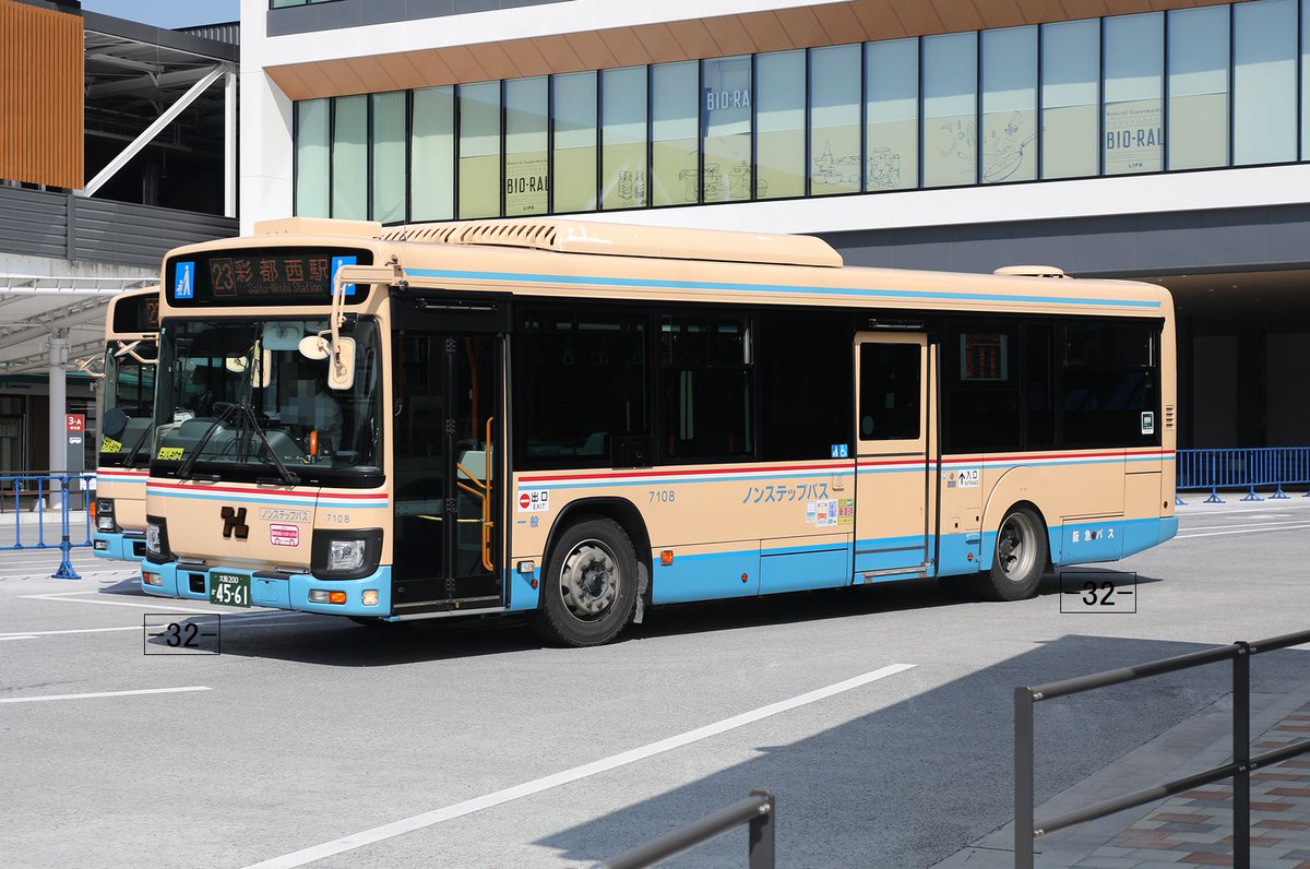 バズ 阪急バス Hankyu Bus 大阪200か4561 2DG-LV290N2 7108 2018年式 23｜彩