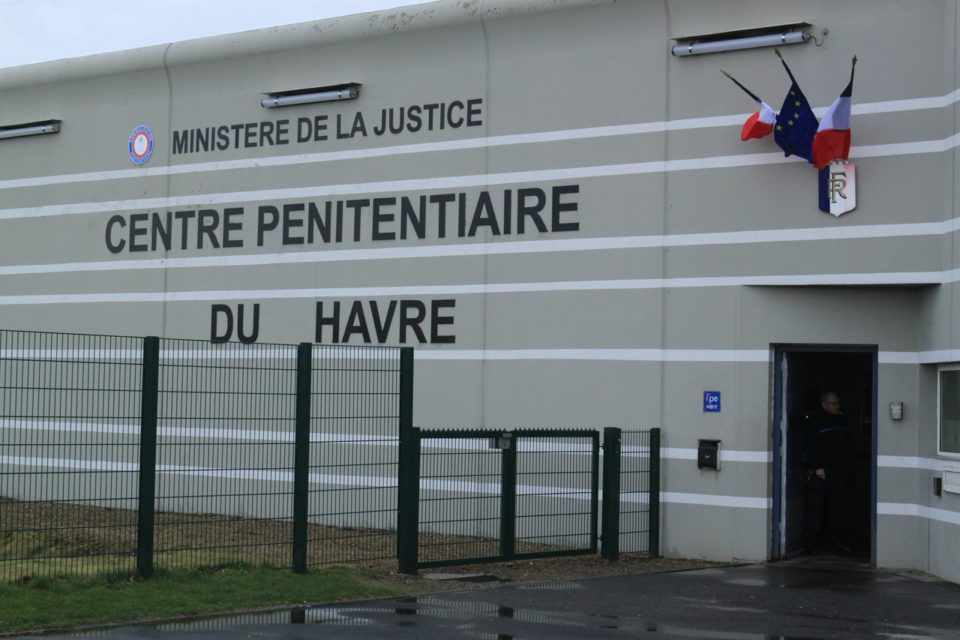 Fdesouche.com est une revue de presse tweet media